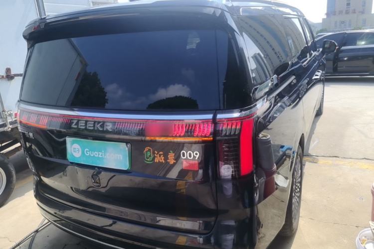Used Zeekr 009 2022 WE Edition Rear Right 45 Deg