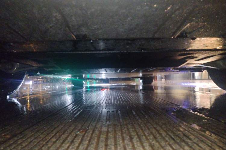 Used Zeekr 009 2022 WE Edition Chassis Front