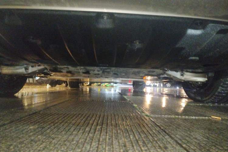 Used Zeekr 009 2022 WE Edition Chassis Rear
