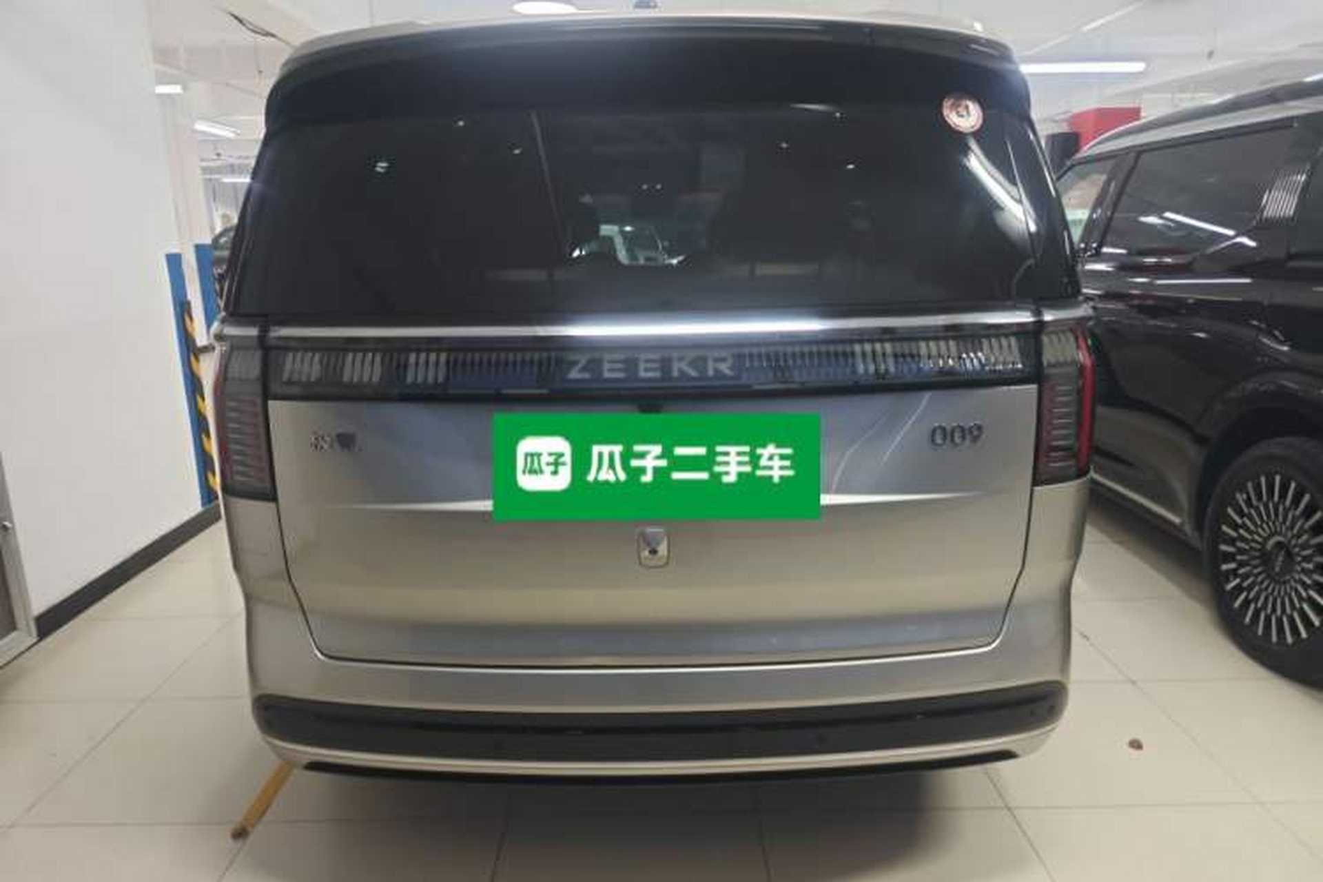 Used Zeekr 009 2022 WE Edition Exterior 4