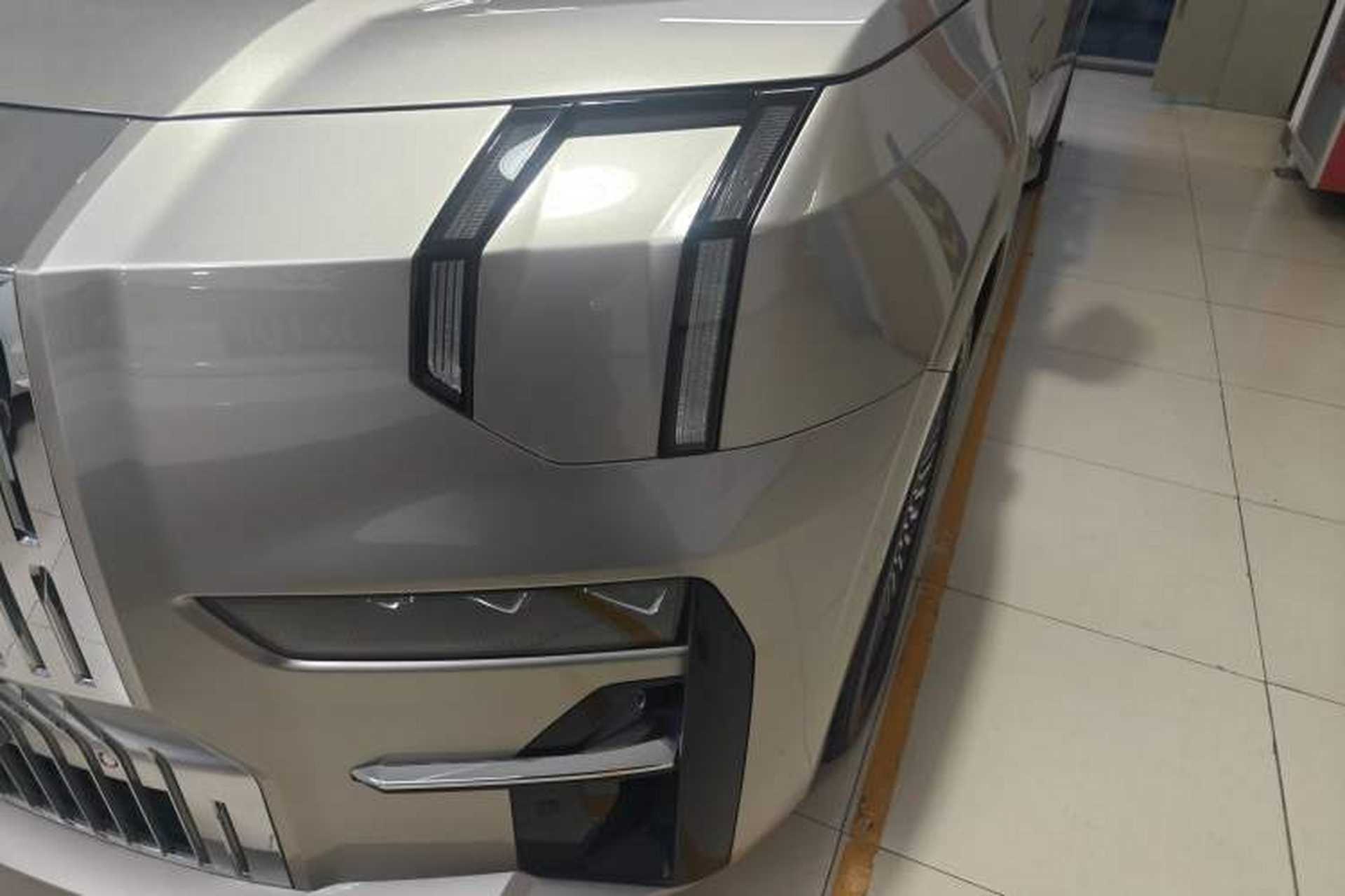 Used Zeekr 009 2022 WE Edition Left Front Headlight