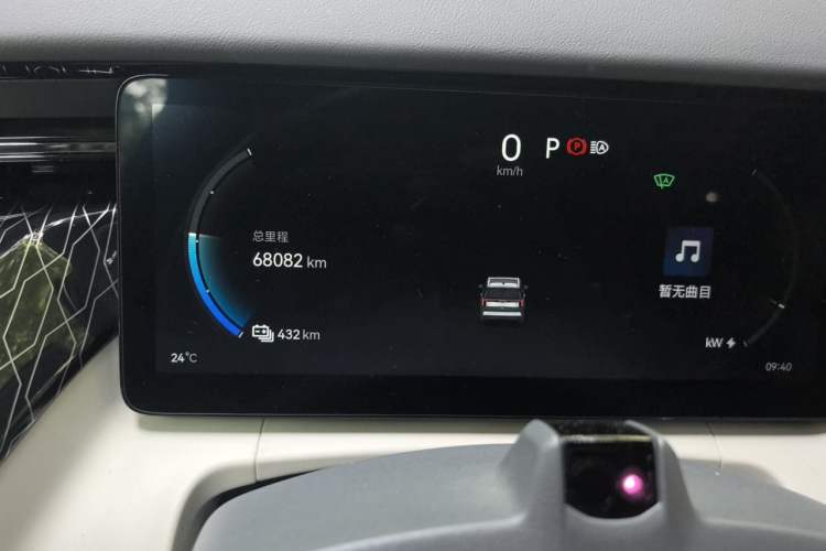 Used Zeekr 009 2022 ME Edition Odometer Close Up