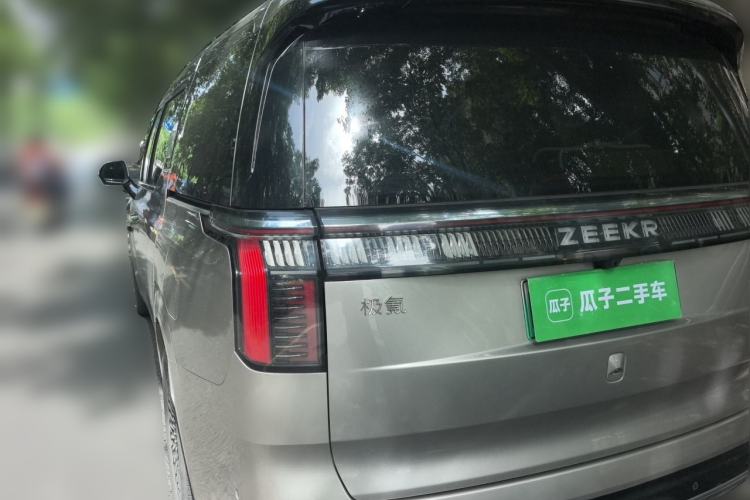 Used Zeekr 009 2022 ME Edition Rear Left 45 Deg