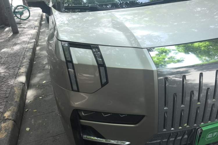Used Zeekr 009 2022 ME Edition Right Front Headlight