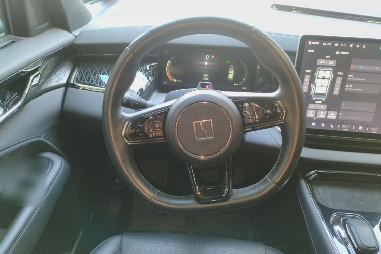 Used Zeekr 009 2022 WE Edition Steering Wheel