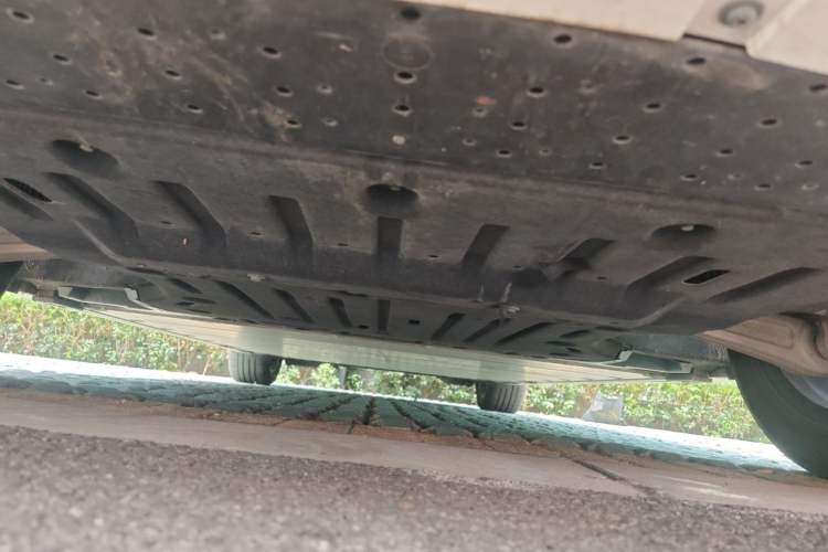 Used Zeekr 009 2022 WE Edition Chassis Front