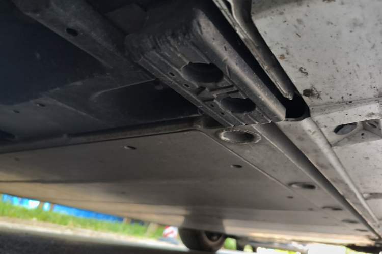 Used Zeekr 009 2022 WE Edition Chassis Front Left