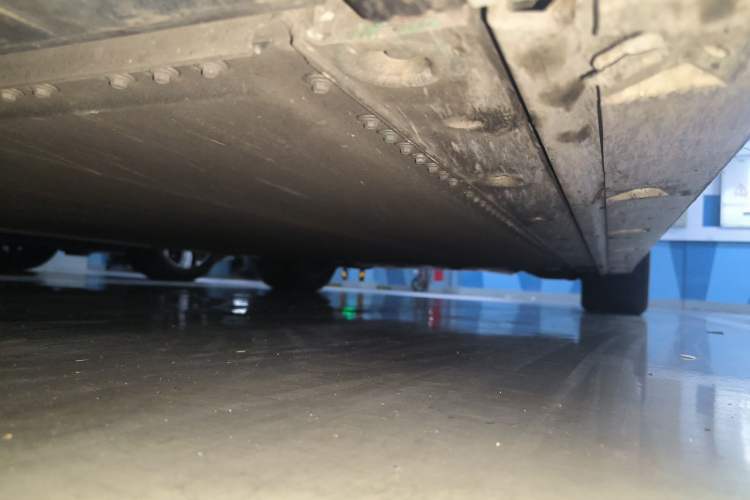 Used Zeekr 009 2022 Revised Model ME Edition Chassis Front Left