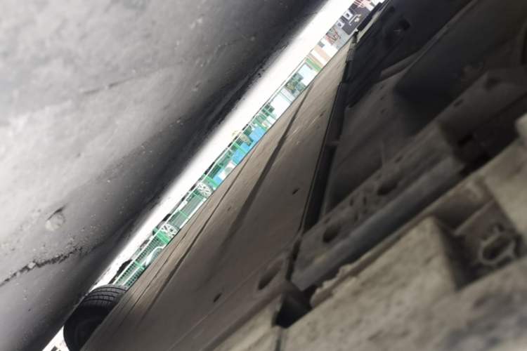 Used Zeekr 009 2022 WE Edition Chassis Front Left