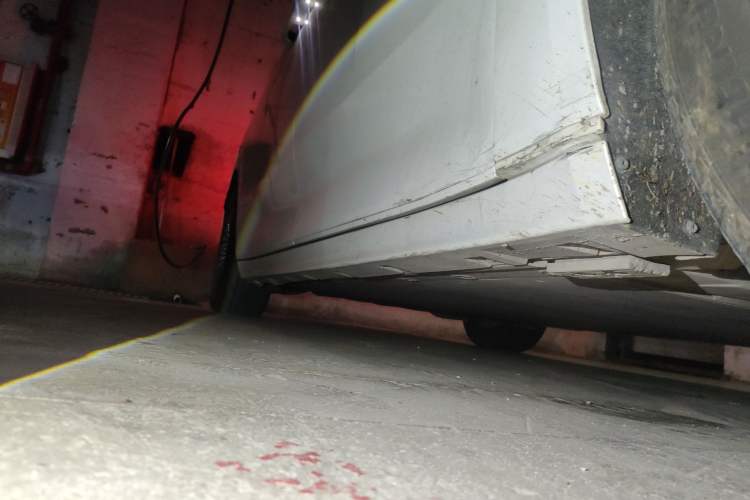 Used Zeekr 009 2022 WE Edition Chassis Front Right