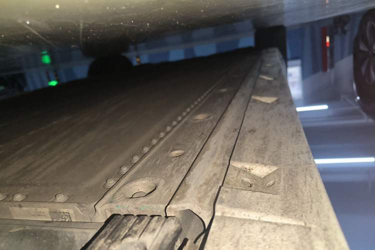 Used Zeekr 009 2022 Revised Model ME Edition Chassis Front Right