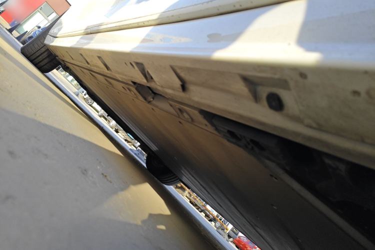 Used Zeekr 009 2022 Revised WE Version Chassis Rear Left