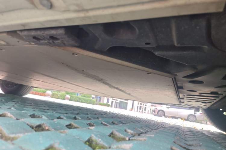 Used Zeekr 009 2022 WE Edition Chassis Rear Left