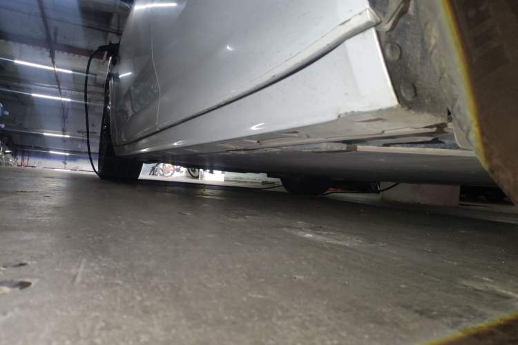 Used Zeekr 009 2022 WE Edition Chassis Rear Left