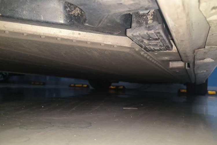 Used Zeekr 009 2022 Revised Model ME Edition Chassis Rear Right