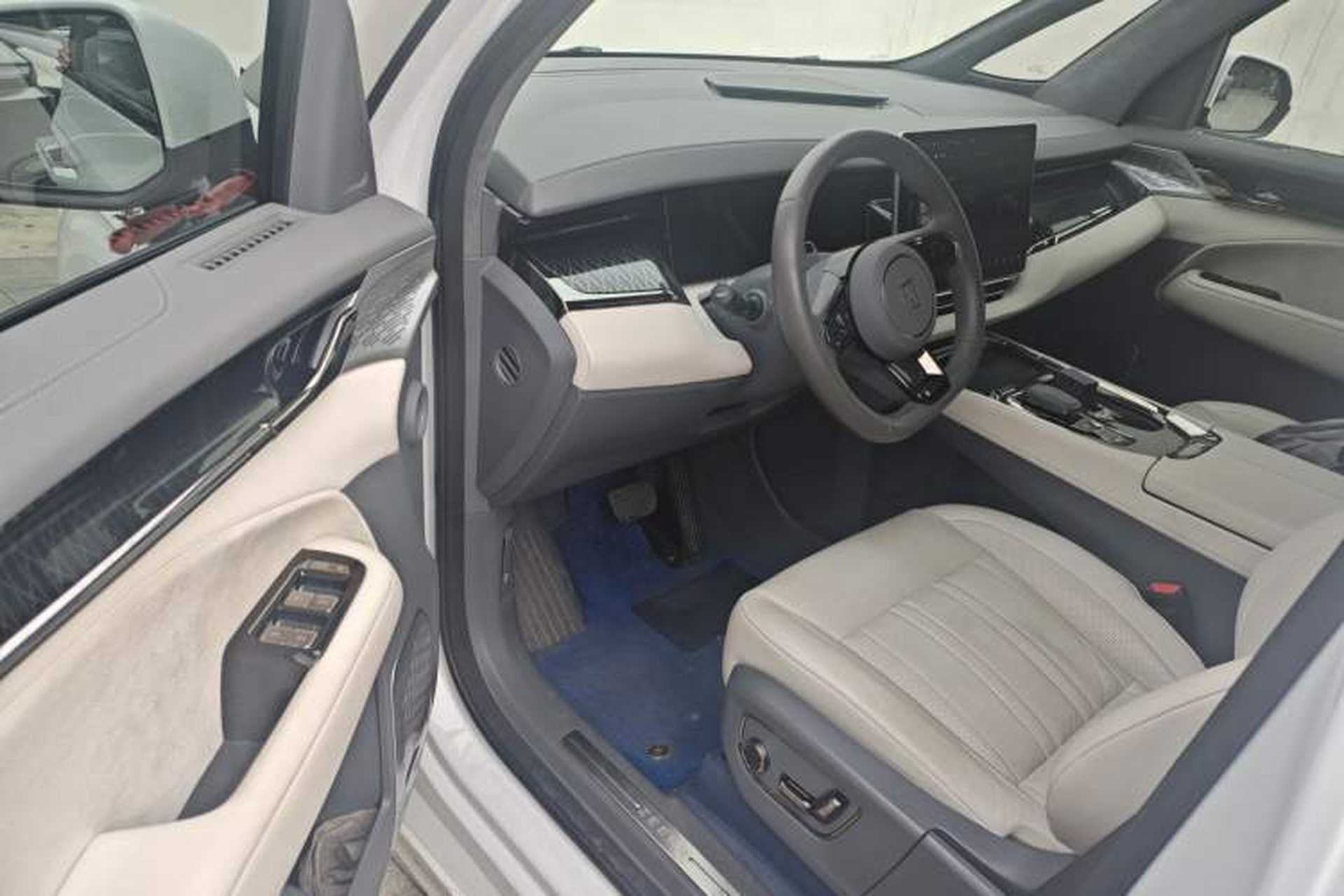 Used Zeekr 009 2022 WE Edition Driver Seat