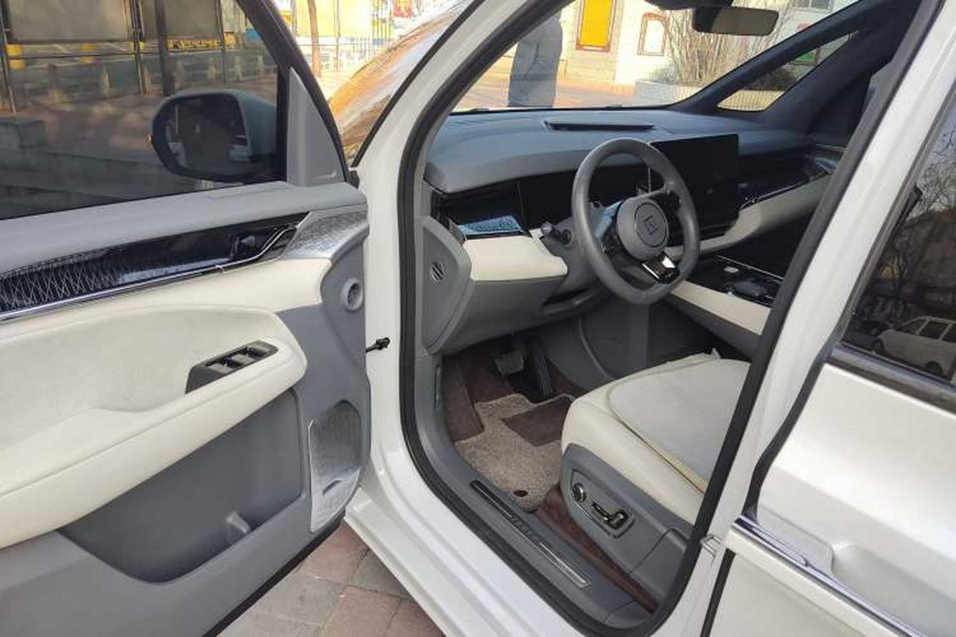 Used Zeekr 009 2022 ME Edition Driver Seat