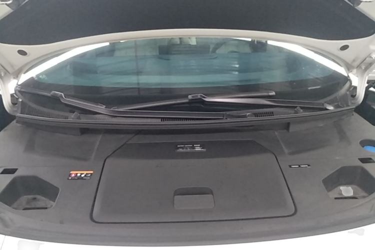Used Zeekr 009 2022 WE Edition Engine Bay