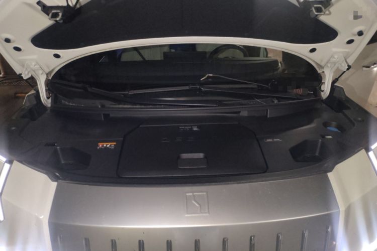 Used Zeekr 009 2022 WE Edition Engine Bay