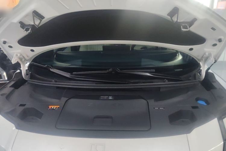 Used Zeekr 009 2022 WE Edition Engine Bay