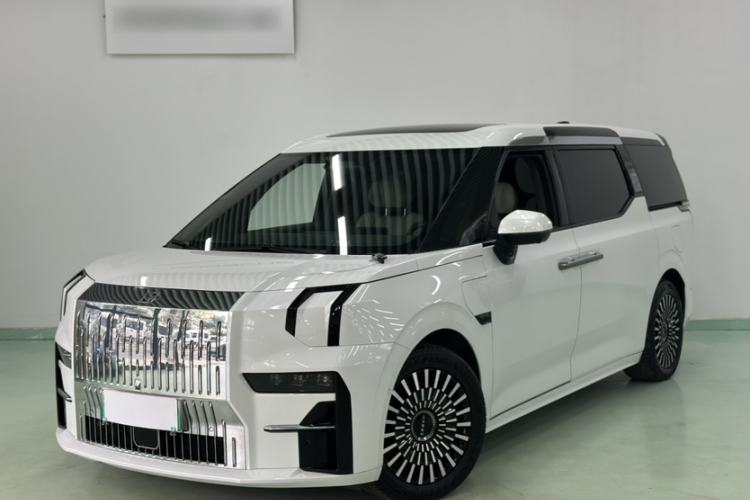 Used Zeekr 009 2022 WE Edition Exterior 4