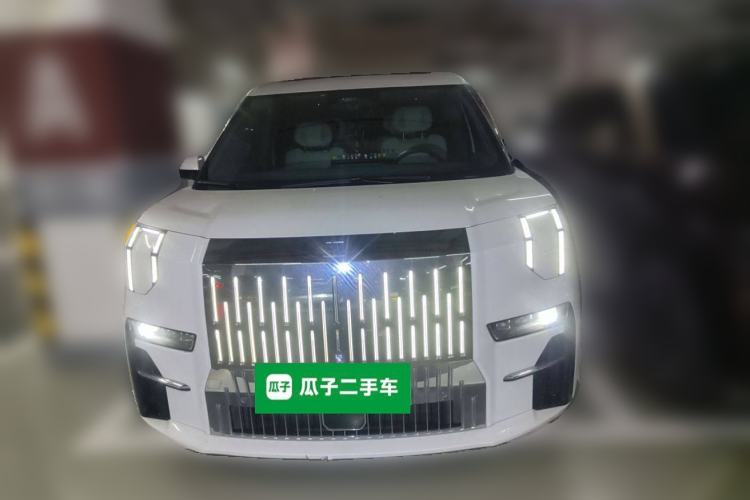Used Zeekr 009 2022 WE Edition Front