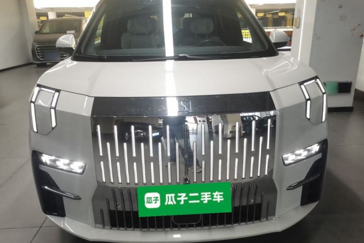 Used Zeekr 009 2022 WE Edition Front