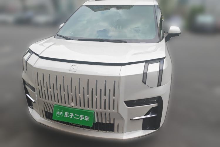 Used Zeekr 009 2022 WE Edition Front