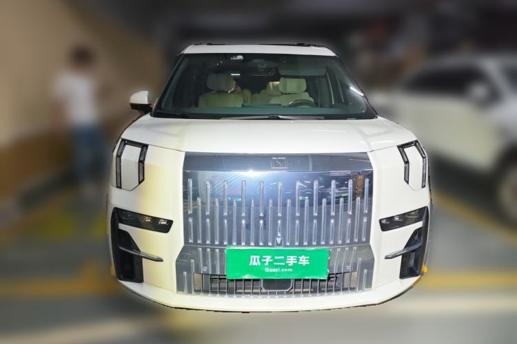 Used Zeekr 009 2022 ME Edition Front