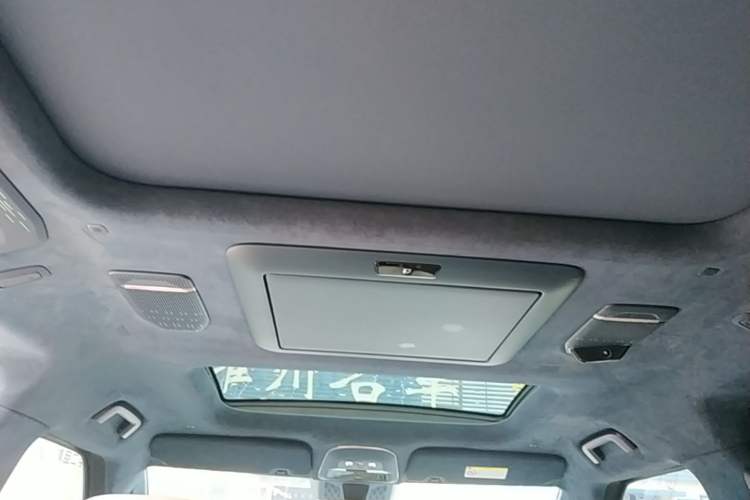 Used Zeekr 009 2022 WE Edition Headliner