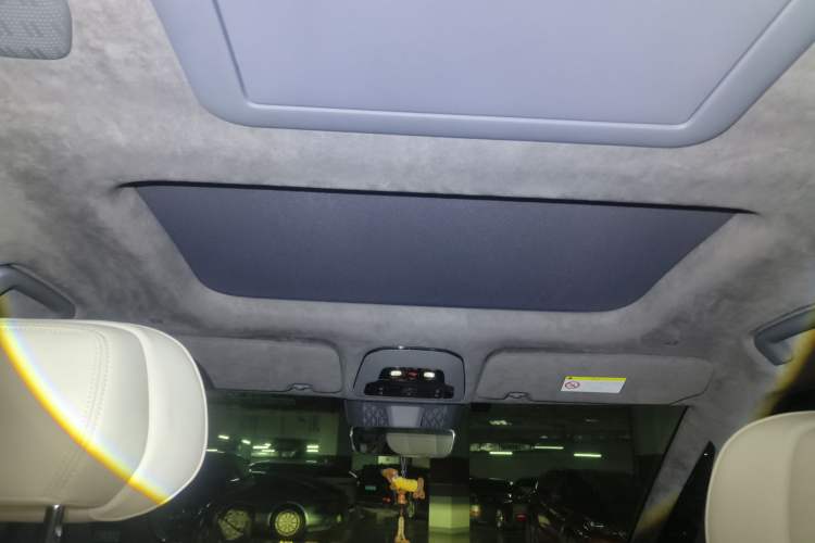 Used Zeekr 009 2022 WE Edition Headliner
