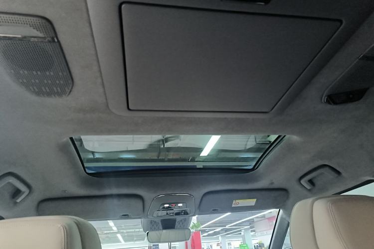 Used Zeekr 009 2022 WE Edition Headliner