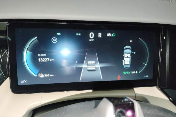 Used Zeekr 009 2022 WE Edition Instrument Cluster
