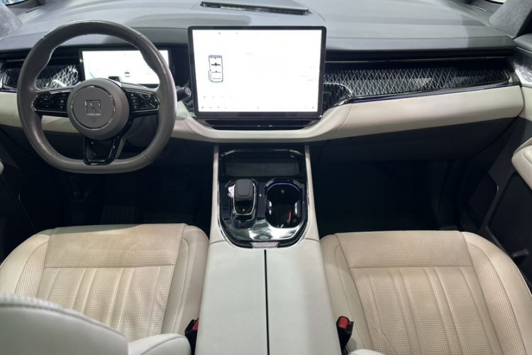 Used Zeekr 009 2022 WE Edition Interior 1