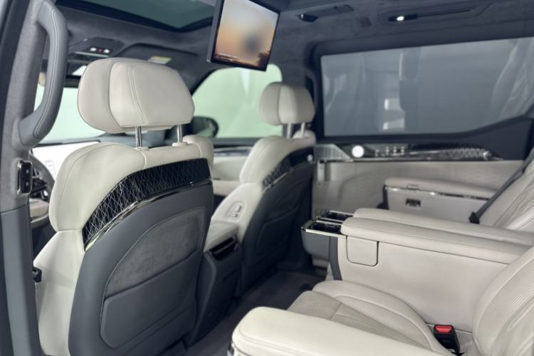 Used Zeekr 009 2022 WE Edition Interior 2