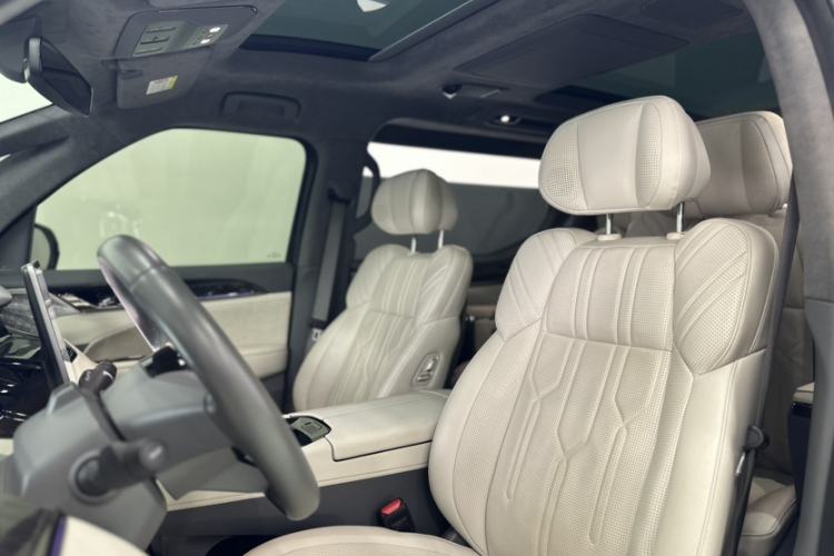 Used Zeekr 009 2022 WE Edition Interior 6
