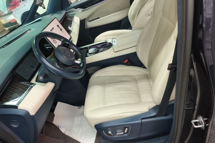 Used Zeekr 009 2022 WE Edition Left Front Seat