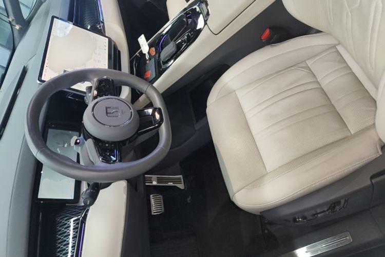 Used Zeekr 009 2022 WE Edition Left Front Seat