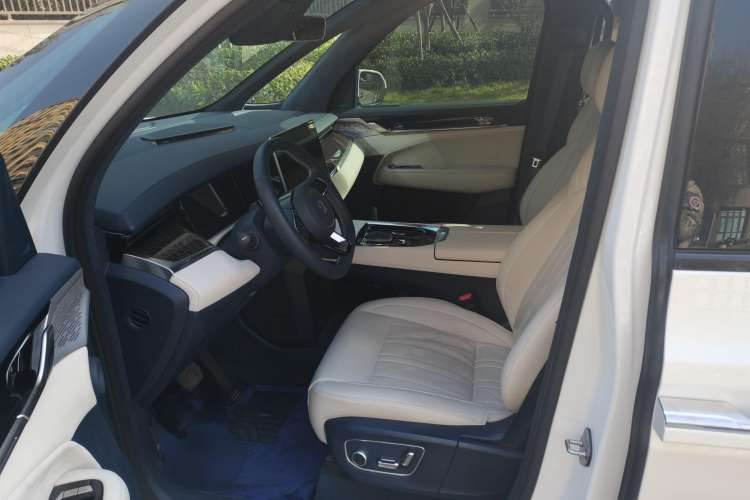 Used Zeekr 009 2022 ME Edition Left Front Seat