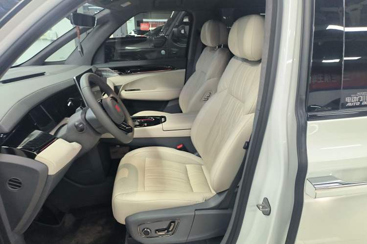 Used Zeekr 009 2022 WE Edition Left Front Seat