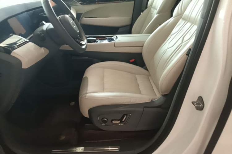 Used Zeekr 009 2022 ME Edition Left Front Seat