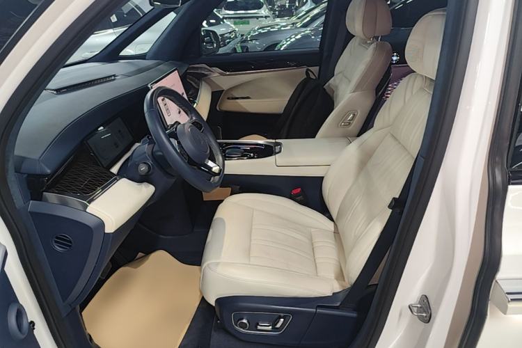 Used Zeekr 009 2022 WE Edition Left Front Seat