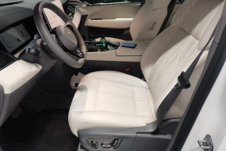 Used Zeekr 009 2022 WE Edition Left Front Seat