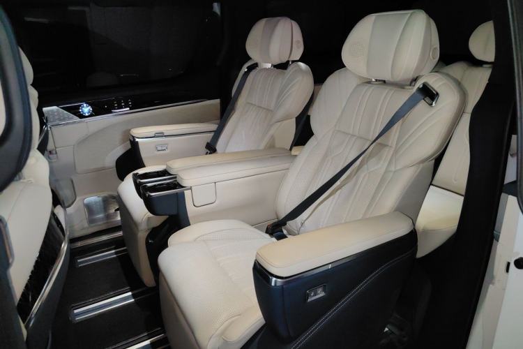Used Zeekr 009 2022 ME Edition Left Rear Seat