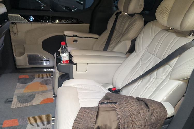 Used Zeekr 009 2022 Revised Model ME Edition Left Rear Seat