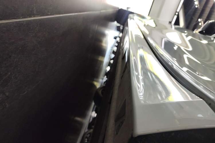 Used Zeekr 009 2022 ME Edition Left Side Sill