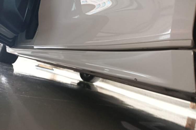 Used Zeekr 009 2022 ME Edition Left Side Sill