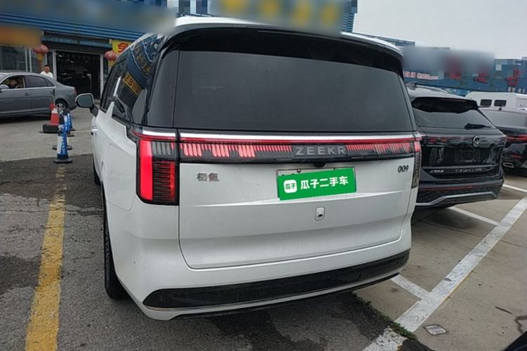 Used Zeekr 009 2022 WE Edition Rear