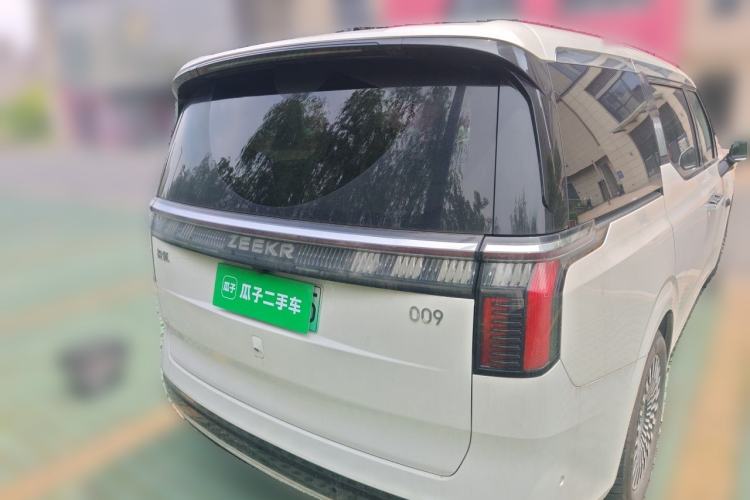 Used Zeekr 009 2022 WE Edition Rear