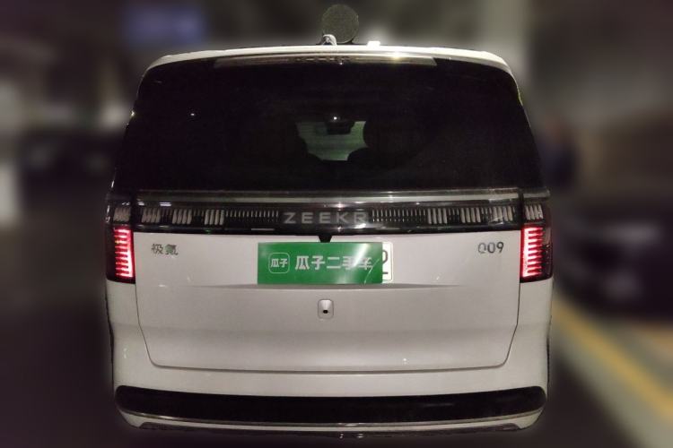 Used Zeekr 009 2022 WE Edition Rear